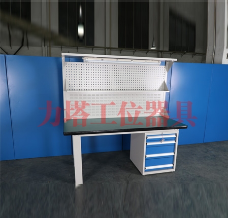 工作台